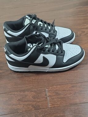 Nike Dunk Low Panda